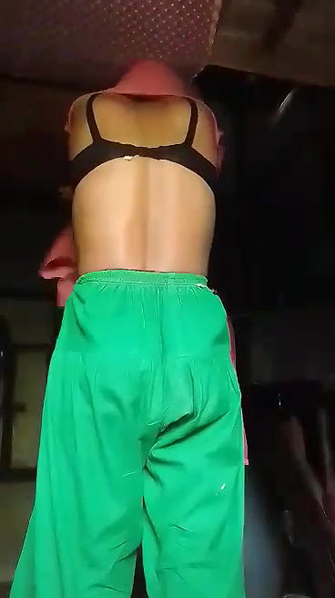 Desi Village Girl Showing For Lover