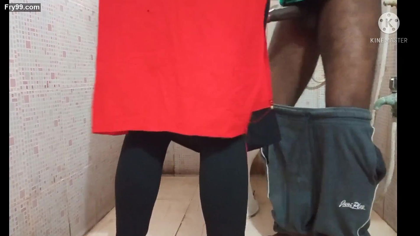 Desi bhabi caught her devar and fucked in bathroom