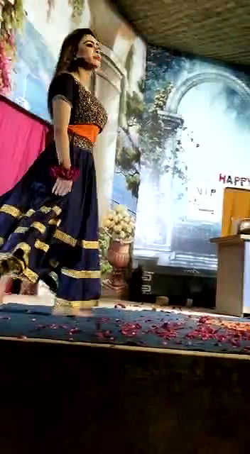 Pk nude mujra collection -174