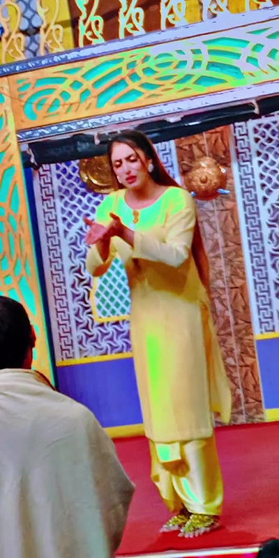 Pk nude mujra collection -194