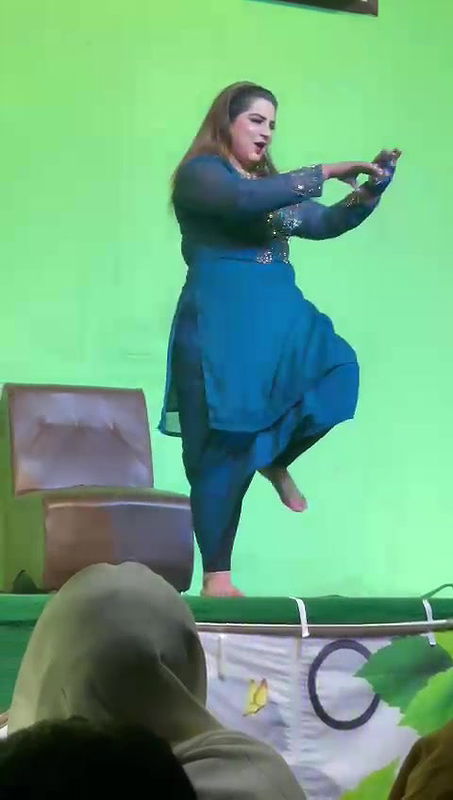 Pk nude mujra collection -214