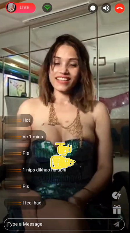 Actress Alendra Bill Shows Boobs and Nipple on Live