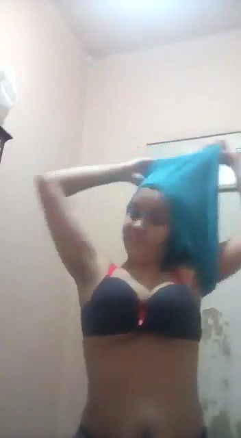 Big boobs girl in bathroom