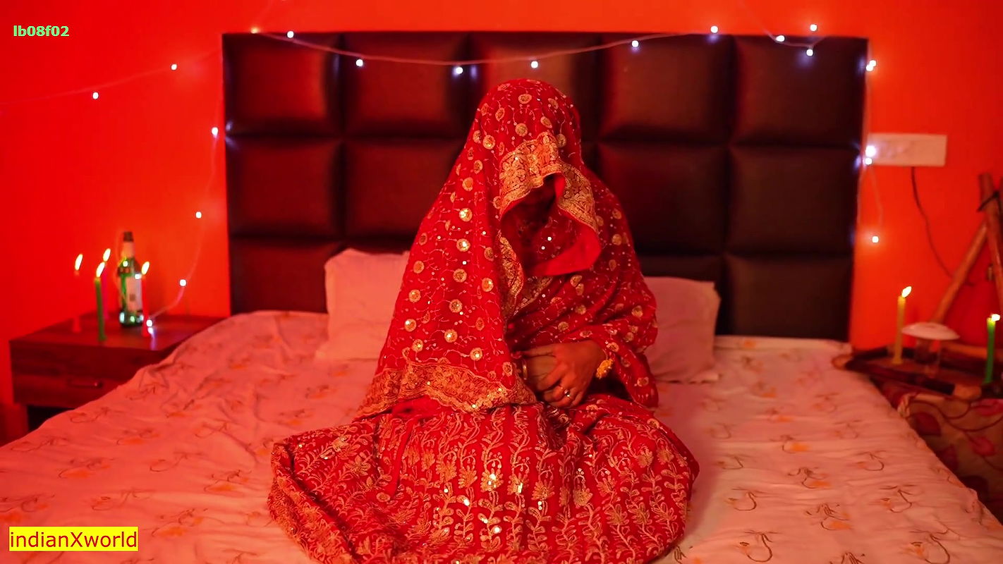 Desi Bahu ki Suhag Raat! New Wife Cheating Sex