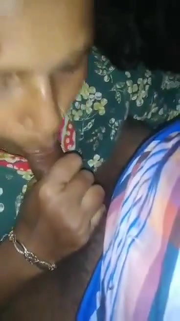 Village Bhabi Sucking