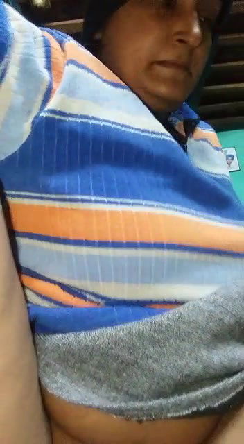 Desi Busty Beautiful Naughty Housewife Homemade Full Nude-265