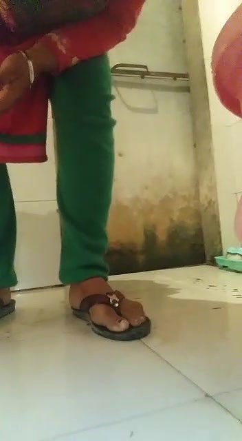 Desi Busty Beautiful Naughty Housewife Homemade Full Nude-257