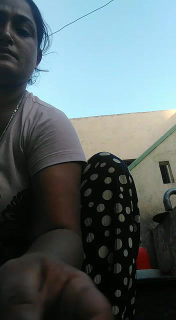 Desi Busty Beautiful Naughty Housewife Homemade Full Nude-253