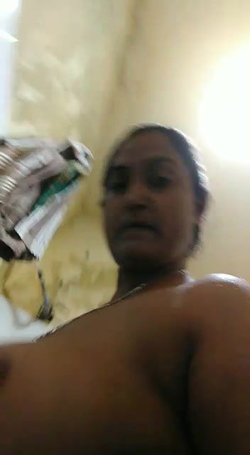 Desi Busty Beautiful Naughty Housewife Homemade Full Nude-250
