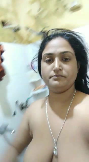 Desi Busty Beautiful Naughty Housewife Homemade Full Nude-246