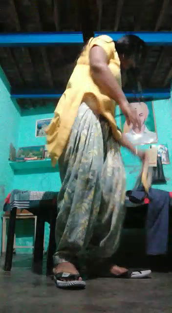 Desi Busty Beautiful Naughty Housewife Homemade Full Nude-220