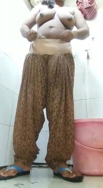 Desi Busty Beautiful Naughty Housewife Homemade Full Nude-209