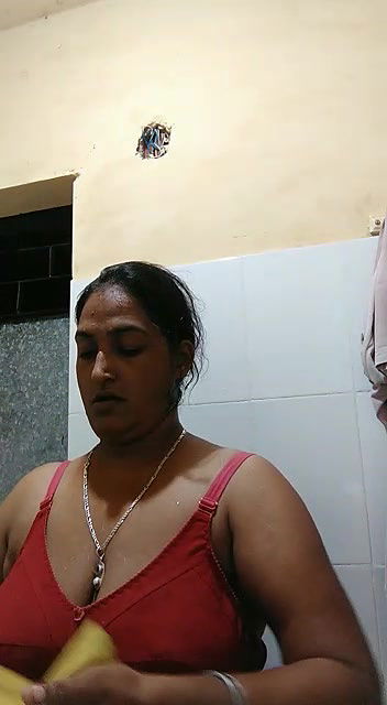 Desi Busty Beautiful Naughty Housewife Homemade Full Nude-208