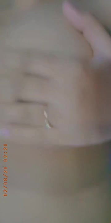 Desi Girl Showing big boobs