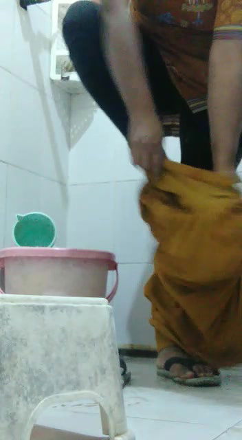 Desi Busty Beautiful Naughty Housewife Homemade Full Nude-204