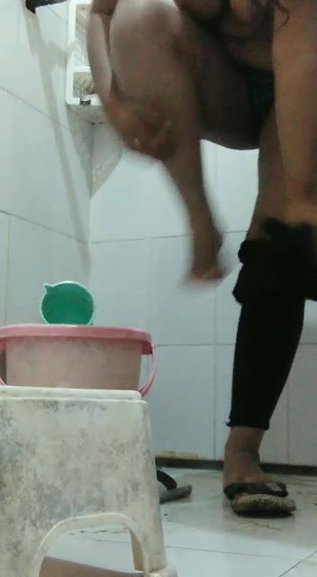 Desi Busty Beautiful Naughty Housewife Homemade Full Nude-204