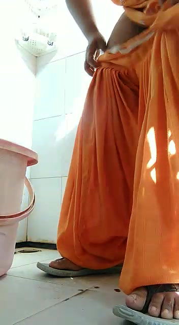 Desi Busty Beautiful Naughty Housewife Homemade Full Nude-202