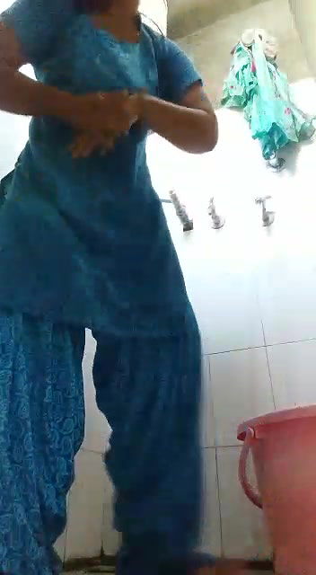 Desi Busty Beautiful Naughty Housewife Homemade Full Nude-197