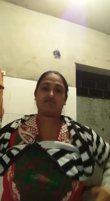 Desi Busty Beautiful Naughty Housewife Homemade Full Nude-191