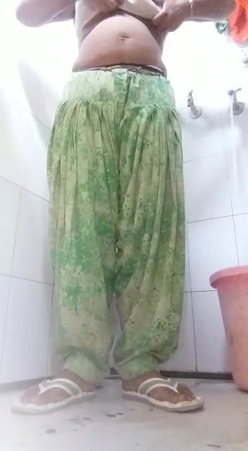 Desi Busty Beautiful Naughty Housewife Homemade Full Nude-160