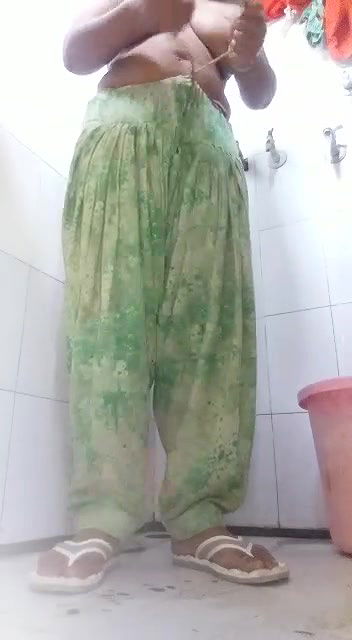 Desi Busty Beautiful Naughty Housewife Homemade Full Nude-160