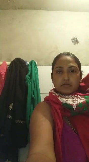 Desi Busty Beautiful Naughty Housewife Homemade Full Nude-152