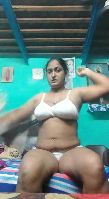 Desi Busty Beautiful Naughty Housewife Homemade Full Nude-135