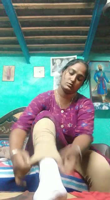 Desi Busty Beautiful Naughty Housewife Homemade Full Nude-135