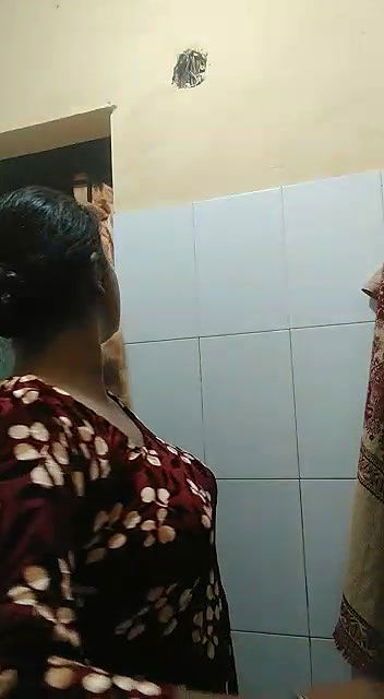 Desi Busty Beautiful Naughty Housewife Homemade Full Nude-132