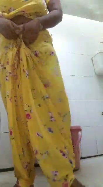 Desi Busty Beautiful Naughty Housewife Homemade Full Nude-128