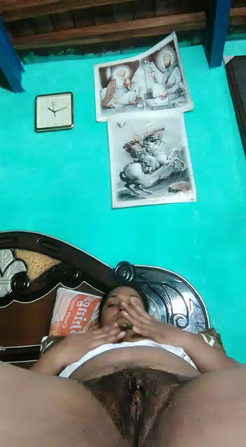 Desi Busty Beautiful Naughty Housewife Homemade Full Nude-114