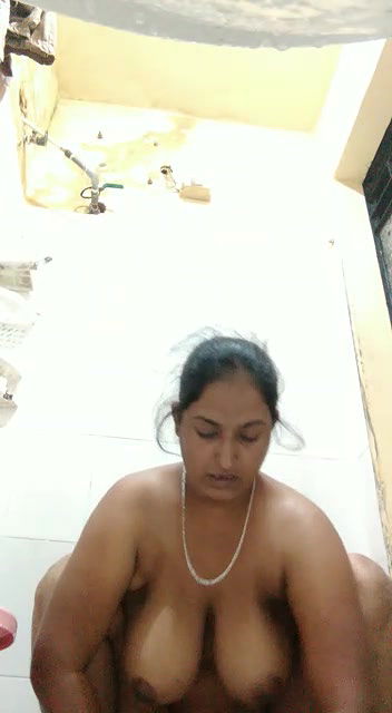 Desi Busty Beautiful Naughty Housewife Homemade Full Nude-112