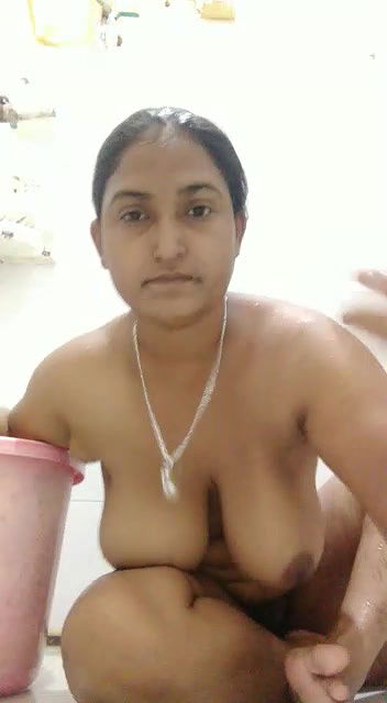 Desi Busty Beautiful Naughty Housewife Homemade Full Nude-93