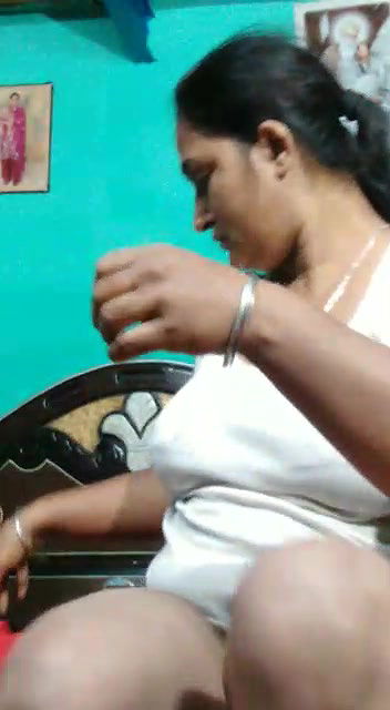 Desi Busty Beautiful Naughty Housewife Homemade Full Nude-91