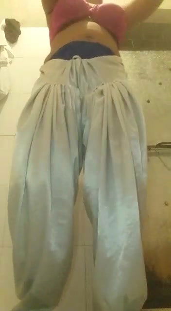 Desi Busty Beautiful Naughty Housewife Homemade Full Nude-85