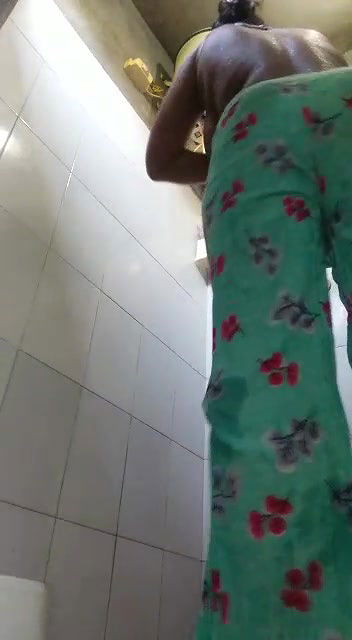 Desi Busty Beautiful Naughty Housewife Homemade Full Nude-65