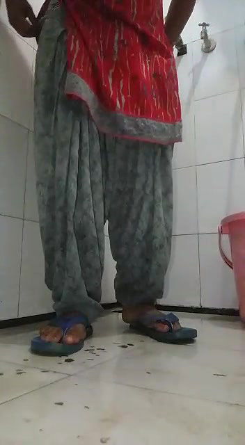 Desi Busty Beautiful Naughty Housewife Homemade Full Nude-48