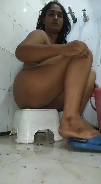 Desi Busty Beautiful Naughty Housewife Homemade Full Nude-48