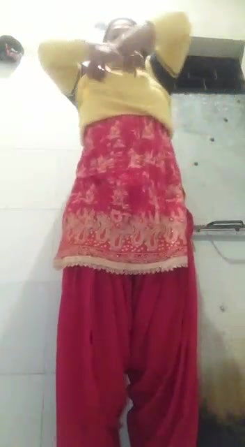 Desi Busty Beautiful Naughty Housewife Homemade Full Nude-47