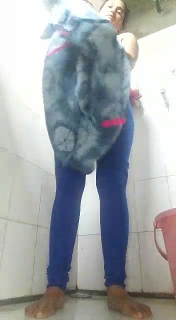 Desi Busty Beautiful Naughty Housewife Homemade Full Nude-46