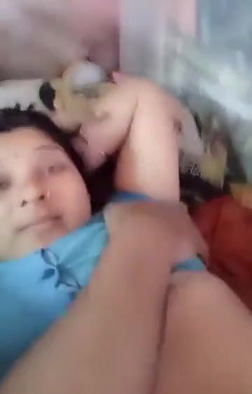 Desi Beauty Wife with Hubby he pressing boobs hard