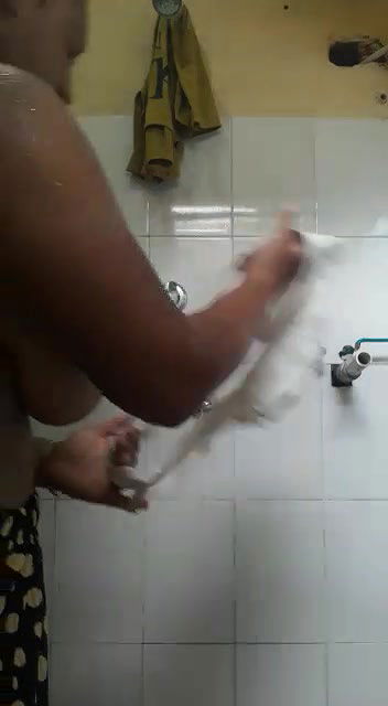 Desi Busty Beautiful Naughty Housewife Homemade Full Nude-35