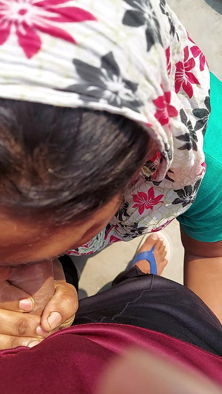 Desi Busty Beautiful Naughty Housewife Homemade Full Nude-27