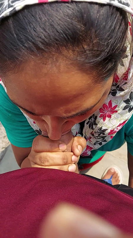 Desi Busty Beautiful Naughty Housewife Homemade Full Nude-27