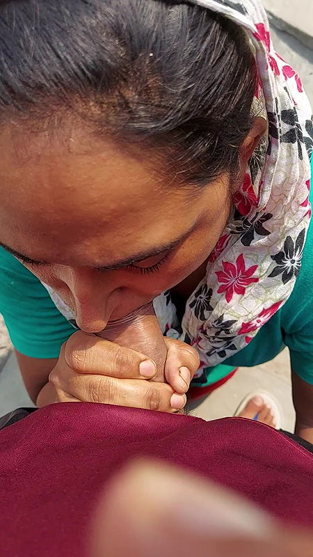 Desi Busty Beautiful Naughty Housewife Homemade Full Nude-26