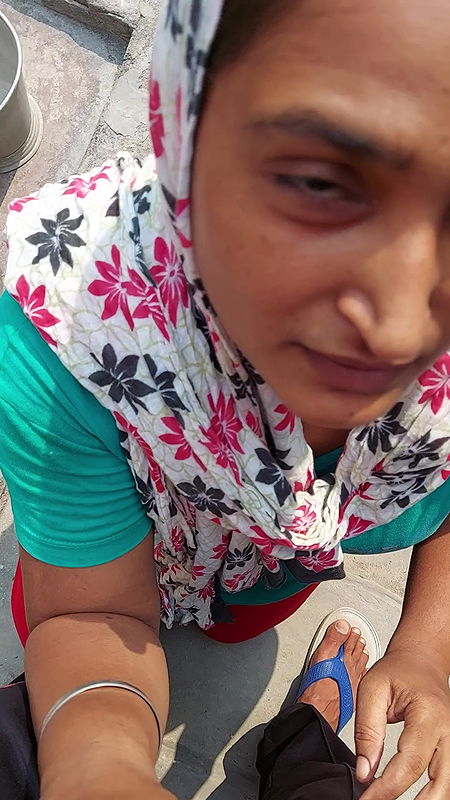 Desi Busty Beautiful Naughty Housewife Homemade Full Nude-26