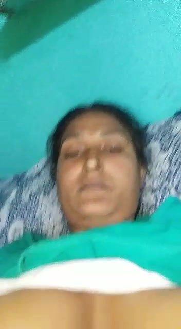 Desi Busty Beautiful Naughty Housewife Homemade Full Nude-25