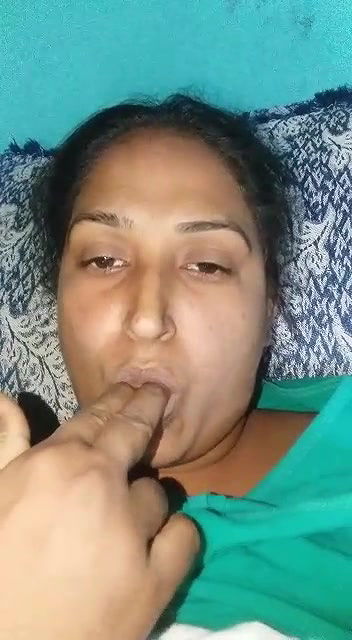 Desi Busty Beautiful Naughty Housewife Homemade Full Nude-25