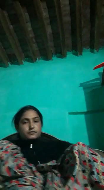 Desi Busty Beautiful Naughty Housewife Homemade Full Nude-16