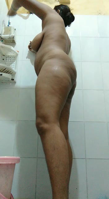 Desi Busty Beautiful Naughty Housewife Homemade Full Nude-12